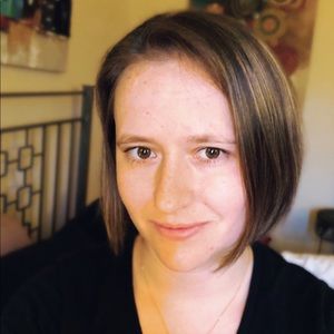 Meet your Posher, Claire